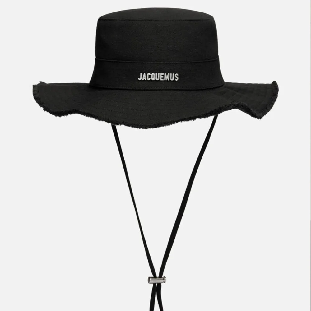 Jacquemus Black Bucket Hat - Picture 8 of 9